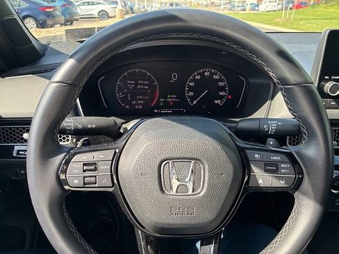 Used 2025 Honda Civic Sport image 24