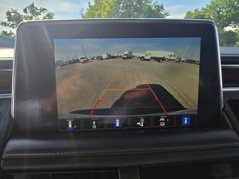 Used 2023 Chevrolet Tahoe High Country AWD/4WD image 25