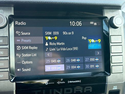 Used 2021 Toyota Tundra SR5 w/ SR5 Upgrade Package AWD/4WD image 14