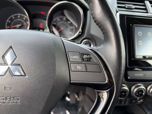 Used 2021 Mitsubishi Outlander Sport SE FWD image 16