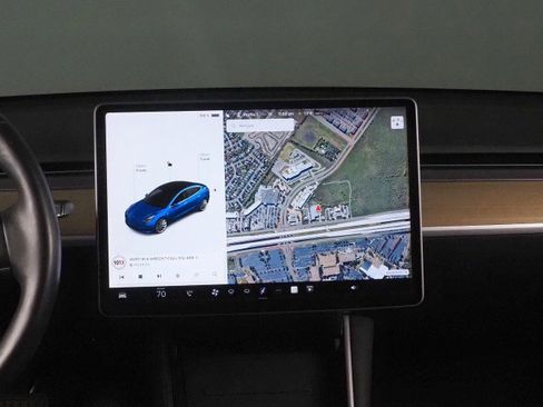 Used 2018 Tesla Model 3 Long Range image 23