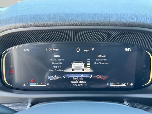 Used 2024 Jeep Wagoneer L Series III w/ Flexible Seating Group image 25