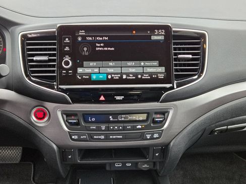 Used 2024 Honda Ridgeline RTL image 16