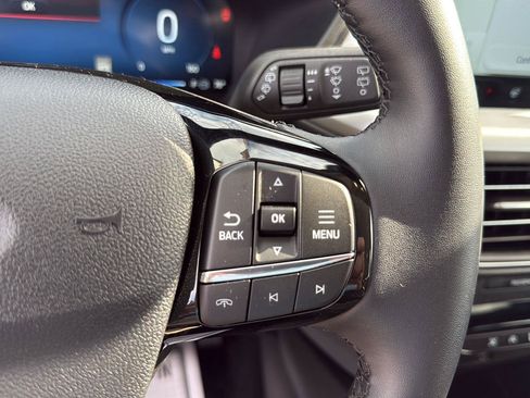 Used 2025 Ford Escape Platinum AWD/4WD image 20