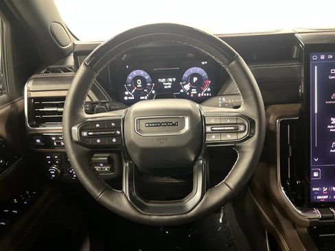 Certified 2026 GMC Yukon Denali Ultimate AWD/4WD image 23