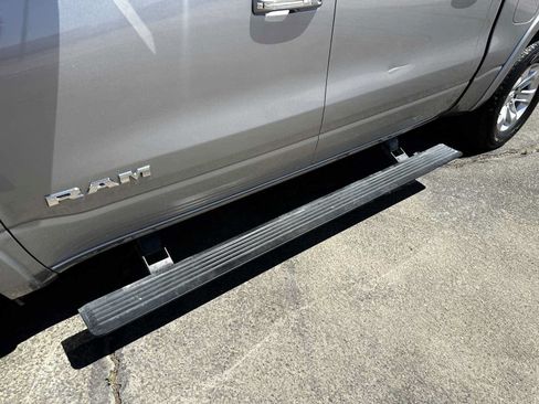 Used 2022 RAM 1500 Laramie AWD/4WD image 24