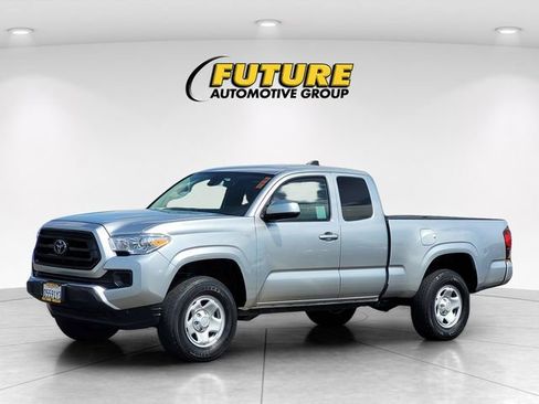 Used 2022 Toyota Tacoma SR AWD/4WD image 5