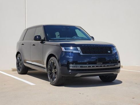 New 2026 Land Rover Range Rover Long Wheelbase SE image 2