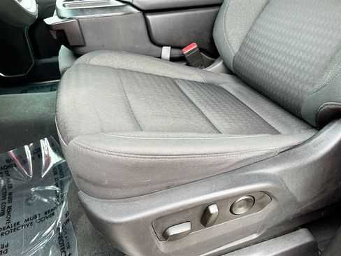 Used 2023 Chevrolet Silverado 1500 LT AWD/4WD image 20