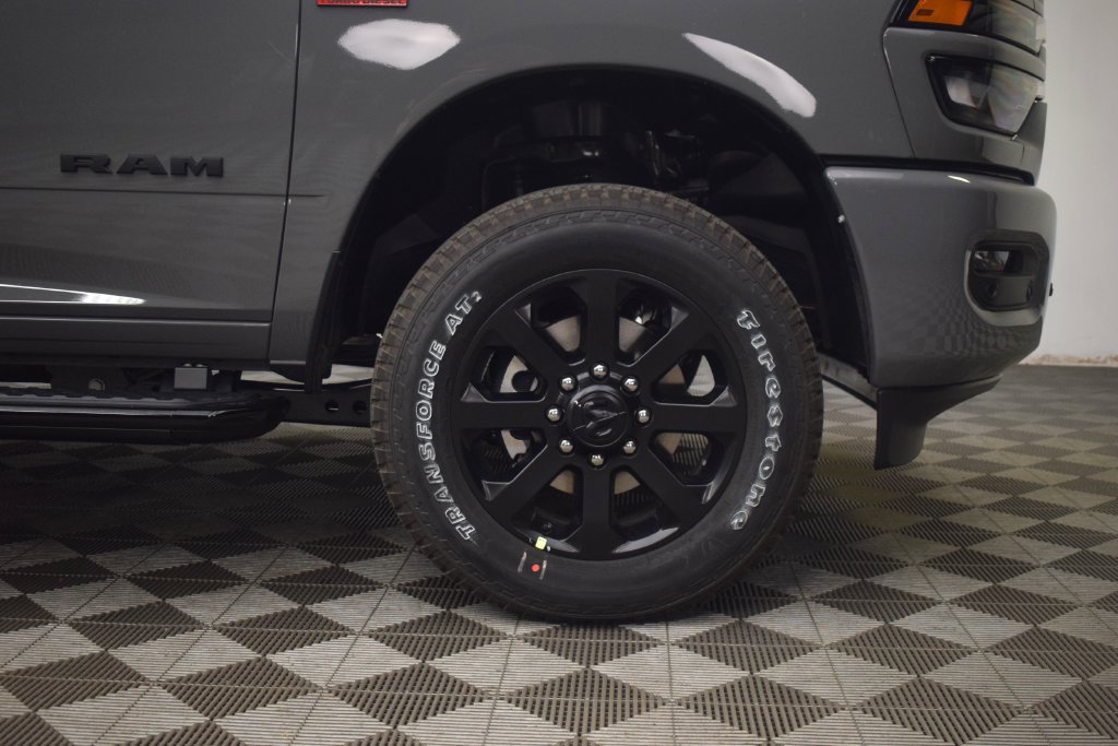 New 2027 RAM 3500 Big Horn AWD/4WD image 6