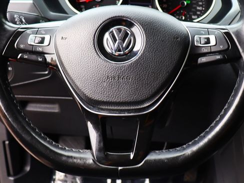 Used 2018 Volkswagen Tiguan SEL w/ 3rd Row Seat Package AWD/4WD image 61