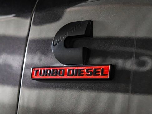 Used 2024 RAM 3500 Laramie w/ Night Edition AWD/4WD image 44