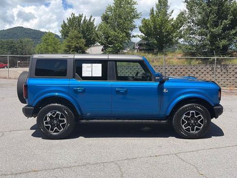 Certified 2023 Ford Bronco Outer Banks AWD/4WD image 2