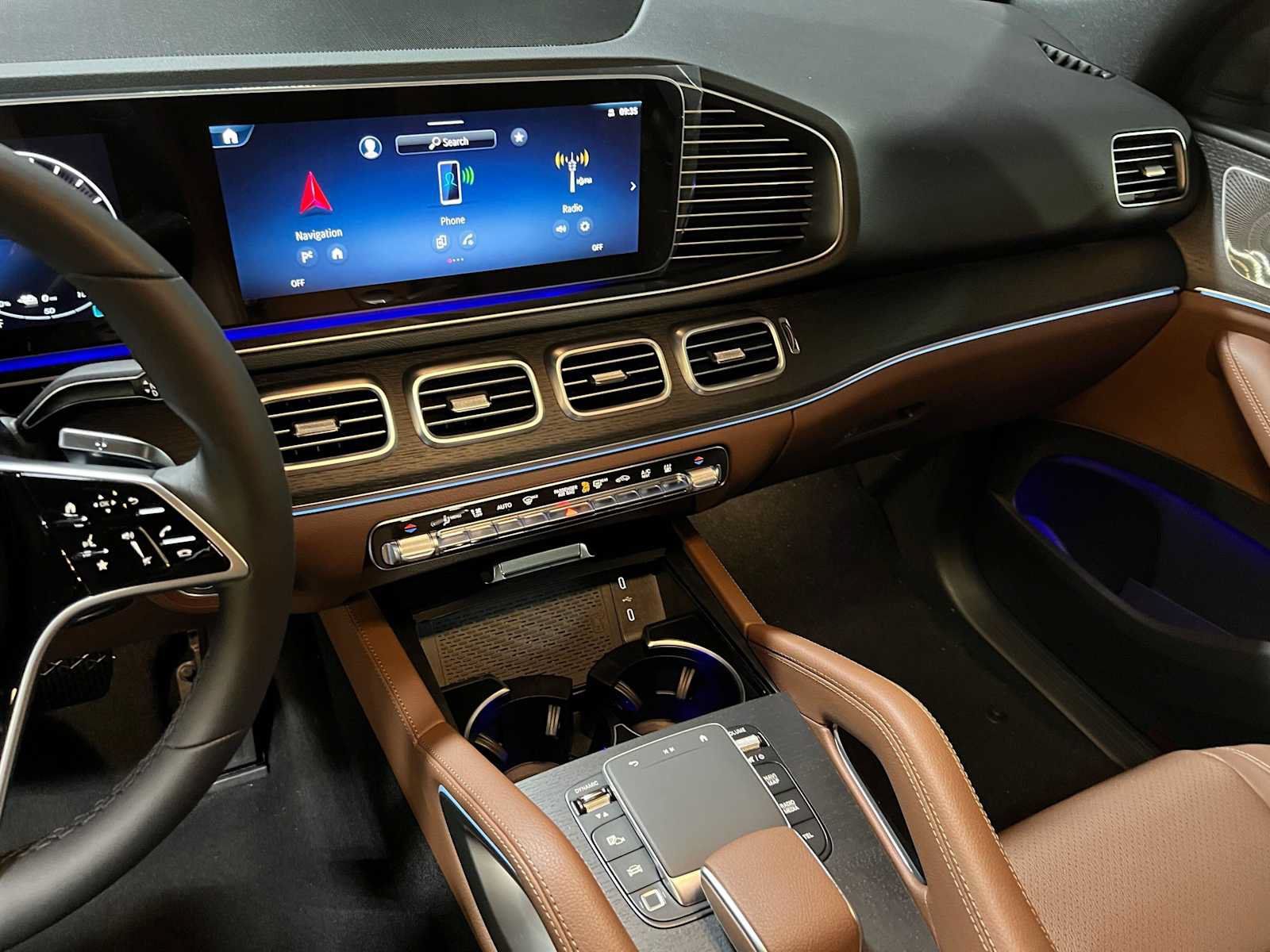 New 2026 Mercedes-Benz GLE 450e 4MATIC image 33