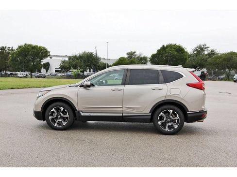 Used 2018 Honda CR-V Touring image 6
