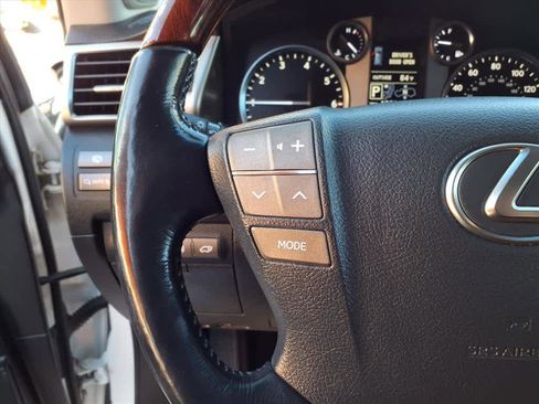 Used 2015 Lexus LX 570 4WD image 10