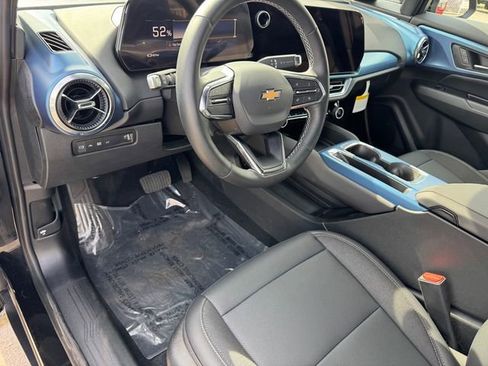 Used 2026 Chevrolet Equinox EV LT image 14