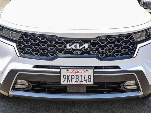 Used 2023 Kia Sorento SX Prestige AWD/4WD image 11