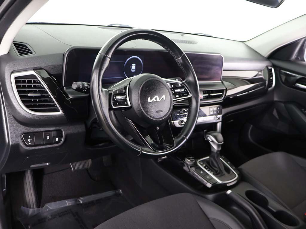 Used 2024 Kia Seltos S AWD/4WD image 26