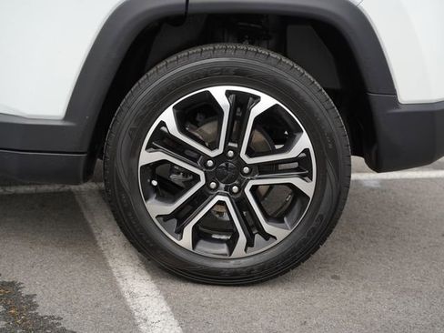Used 2022 Jeep Compass Limited AWD/4WD image 41