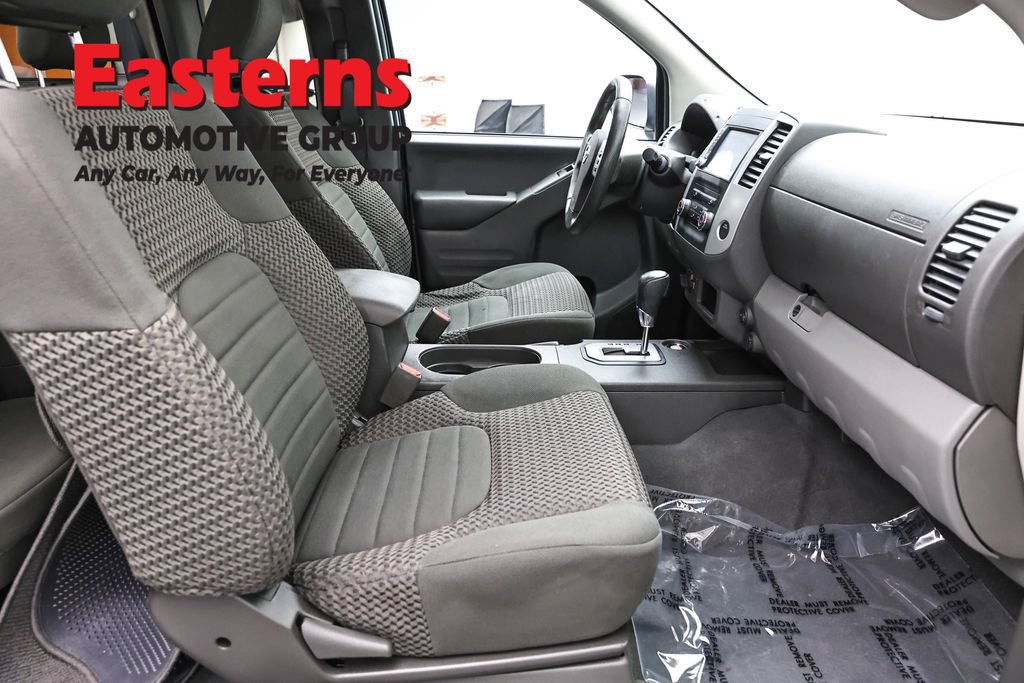 Used 2021 Nissan Frontier SV AWD/4WD image 23