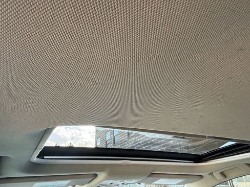 Used 2013 Toyota RAV4 XLE image 31