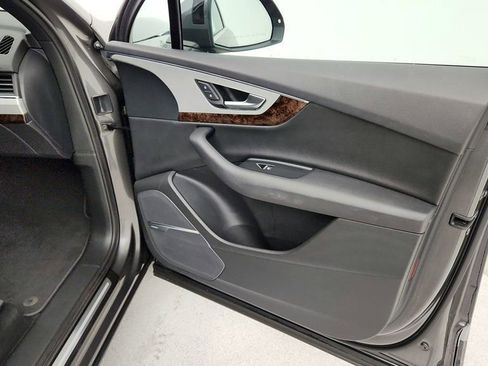 Used 2019 Audi Q7 2.0T Premium Plus w/ Premium Plus Package image 28