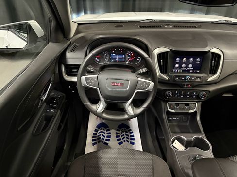 Used 2024 GMC Terrain SLE AWD/4WD image 9