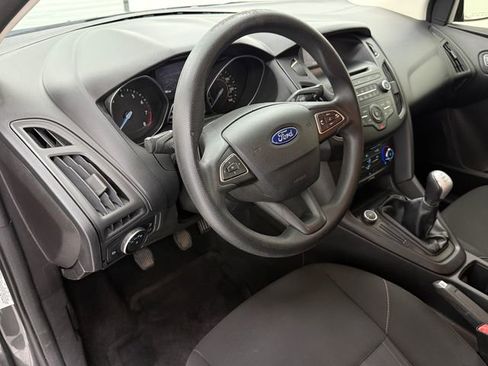 Used 2016 Ford Focus S image 8