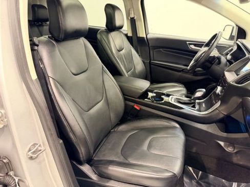 Used 2018 Ford Edge Titanium w/ Technology Package image 49
