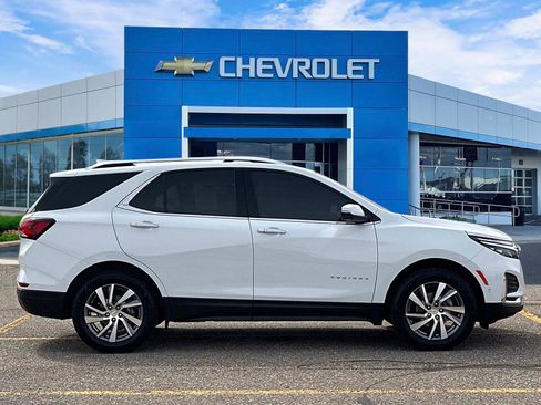 Certified 2022 Chevrolet Equinox Premier AWD/4WD image 5