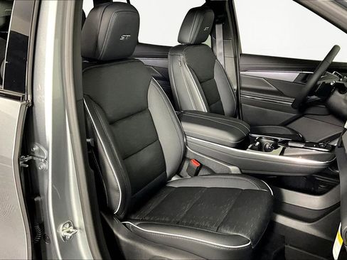 New 2026 Buick Enclave Sport Touring w/ Super Cruise Package image 12