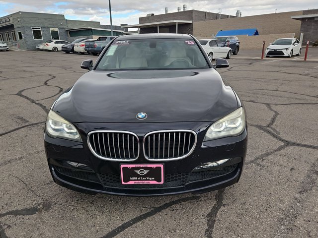 Used 2013 BMW 750i RWD image 2