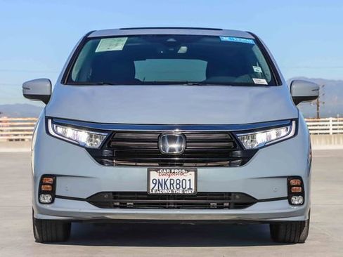 Certified 2024 Honda Odyssey Touring image 4
