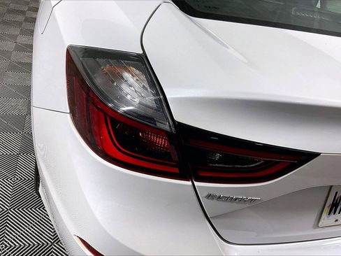 Used 2021 Honda Insight EX image 28