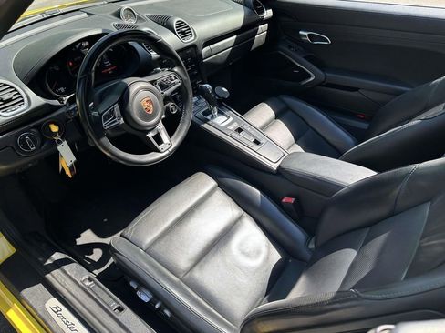 Used 2019 Porsche 718 Boxster GTS RWD image 13