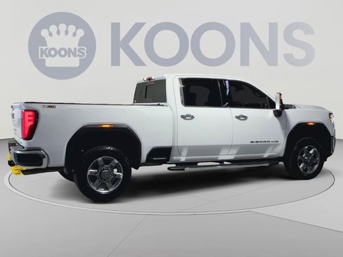 Used 2025 GMC Sierra 2500 SLT w/ SLT Premium Package AWD/4WD image 2