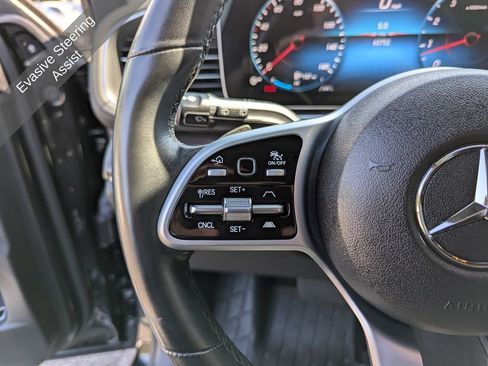Used 2022 Mercedes-Benz GLS 450 4MATIC image 19