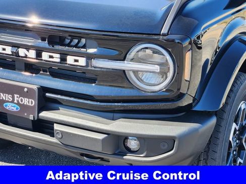 New 2026 Ford Bronco Outer Banks image 8