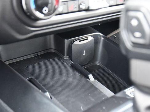 New 2026 Ford Bronco Badlands image 29