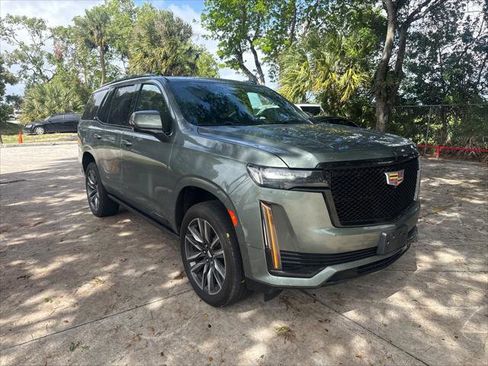 Used 2023 Cadillac Escalade Sport Platinum image 4