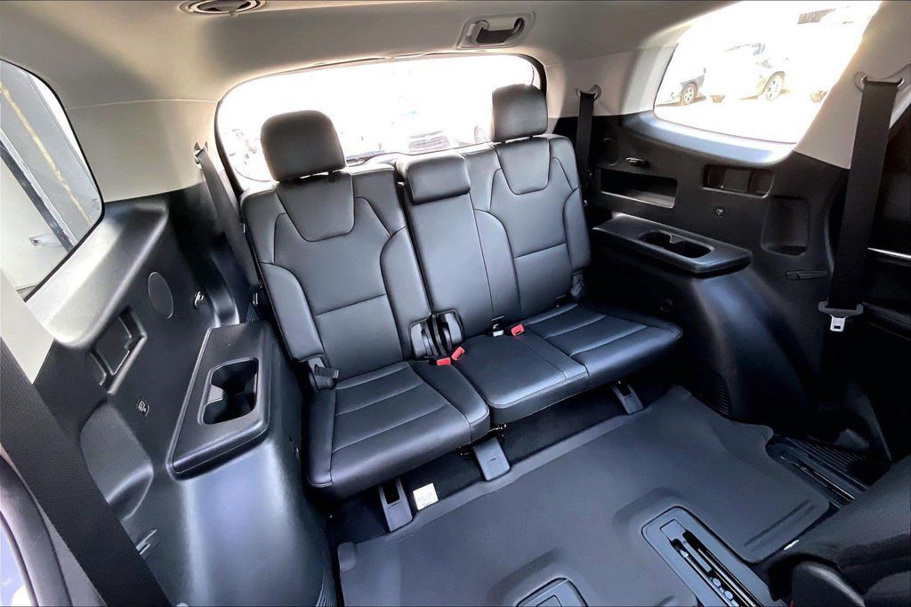 Used 2022 Kia Telluride SX w/ Towing Package AWD/4WD image 27