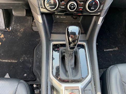 Used 2023 Subaru Forester Limited AWD/4WD image 29