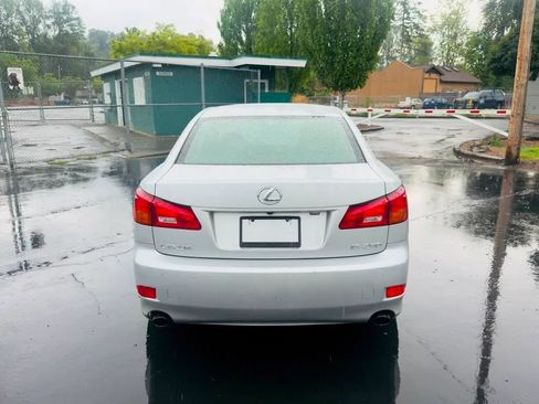 Used 2006 Lexus IS 250 w/ Premium Pkg RWD image 4