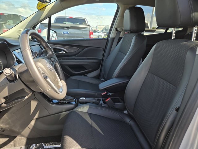 Used 2022 Buick Encore Preferred w/ Safety Package II AWD/4WD image 27