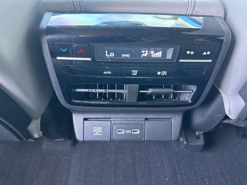 Used 2023 Acura MDX FWD w/ Technology Package image 15