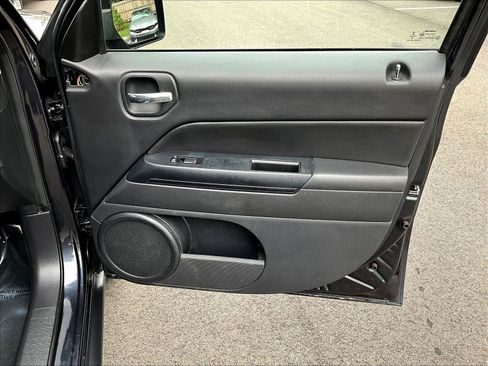 Used 2014 Jeep Patriot Sport w/ Power Value Group FWD image 27