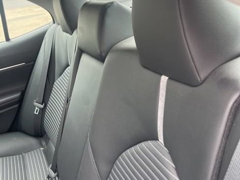 Used 2023 Toyota Camry SE FWD image 9