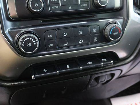 Used 2019 Chevrolet Silverado 2500 LT AWD/4WD image 19