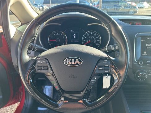 Used 2017 Kia Forte S image 13